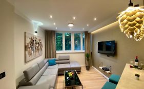 Ivart, City Center, Lux 2Br Apartment, 2 Queen Size Beds